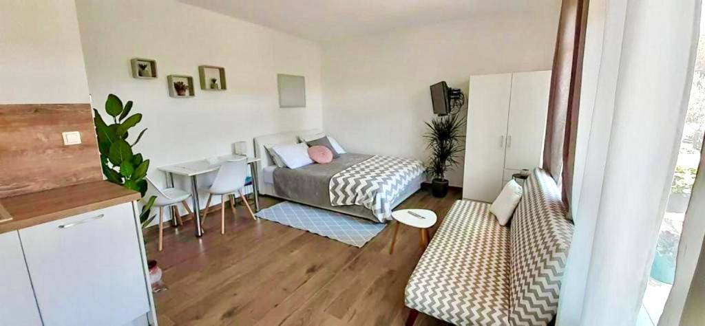 Studio Bianca - Studio With Terrace Near The Sea Sukošan Buitenkant foto